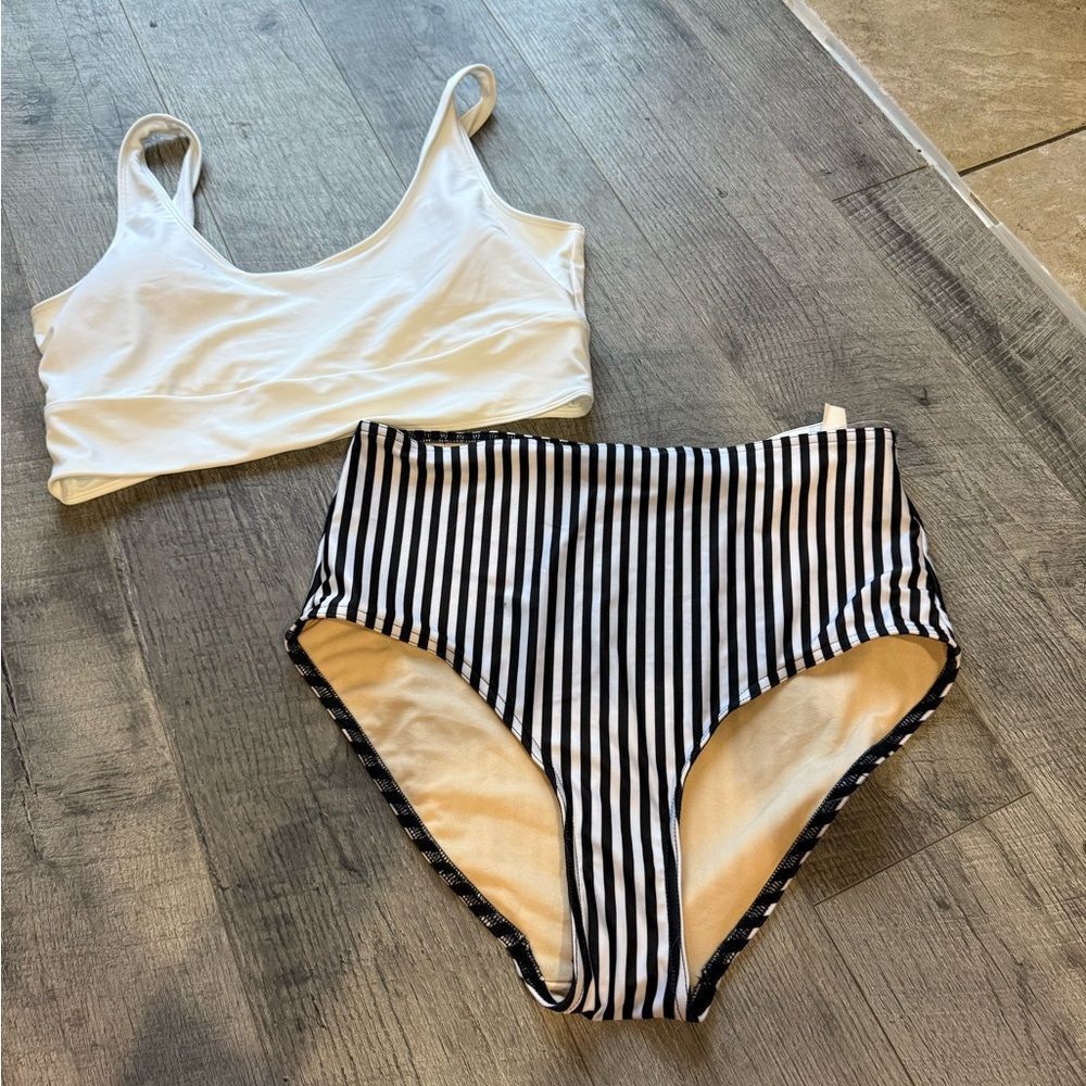 Shabby Apple Classic White and Striped Bikini